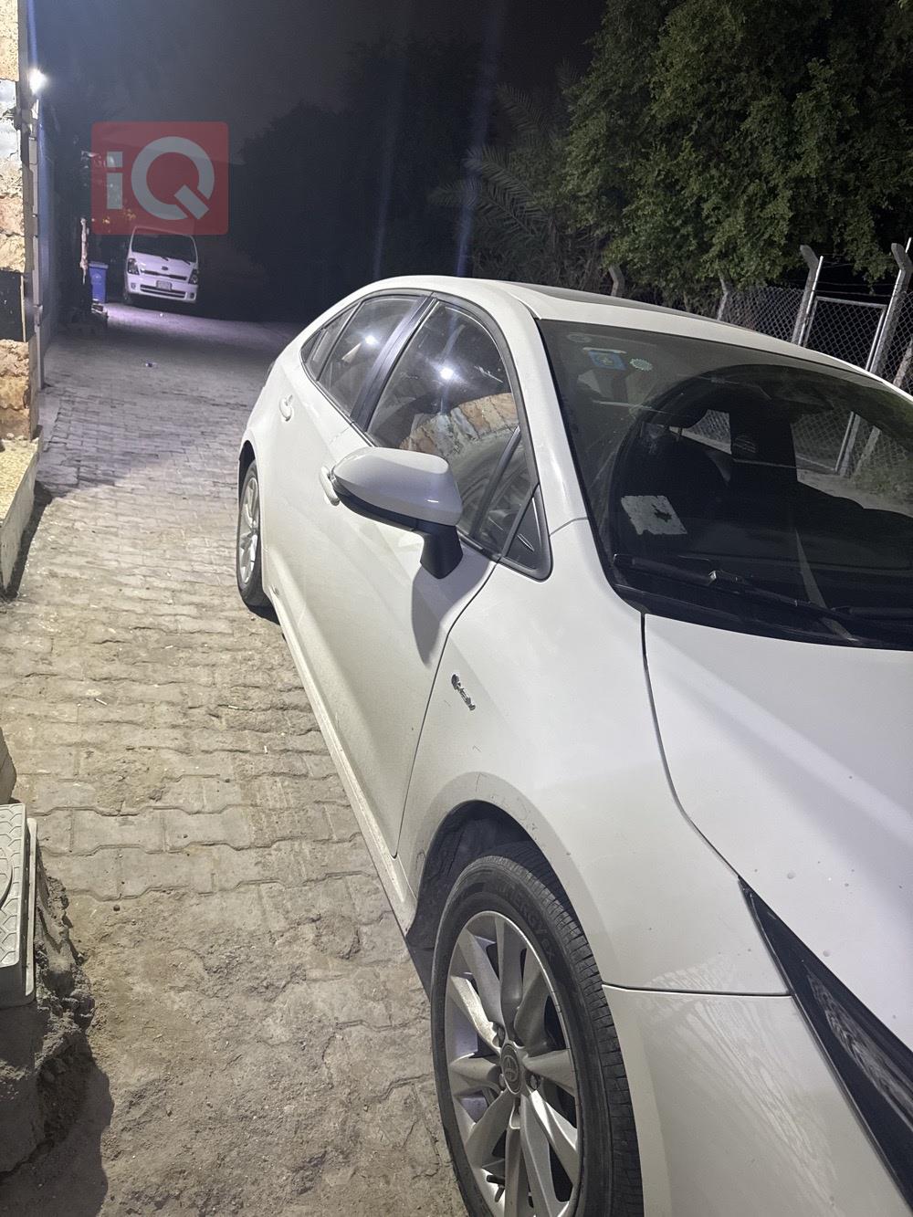 تۆیۆتا کۆرۆلا